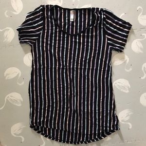 Lularoe shirt